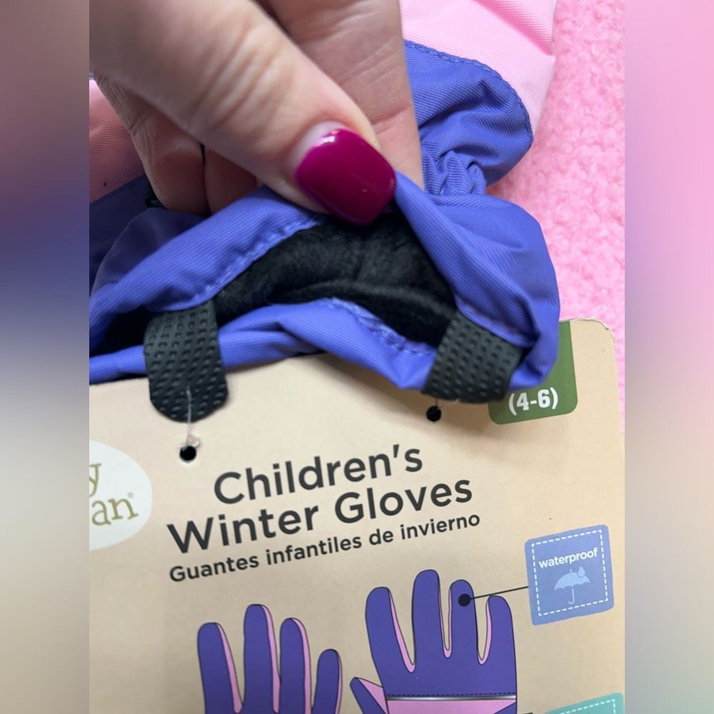 Vibrant Purple and Pink Kids Mittens - Picture 4 of 5